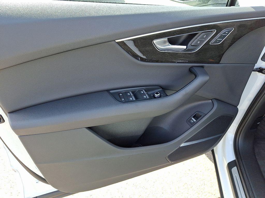 used 2022 Audi Q7 car, priced at $41,137
