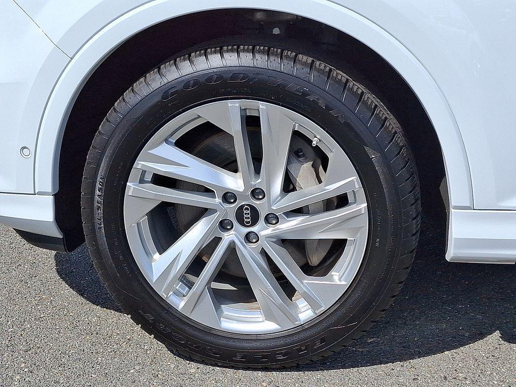 used 2022 Audi Q7 car, priced at $41,137