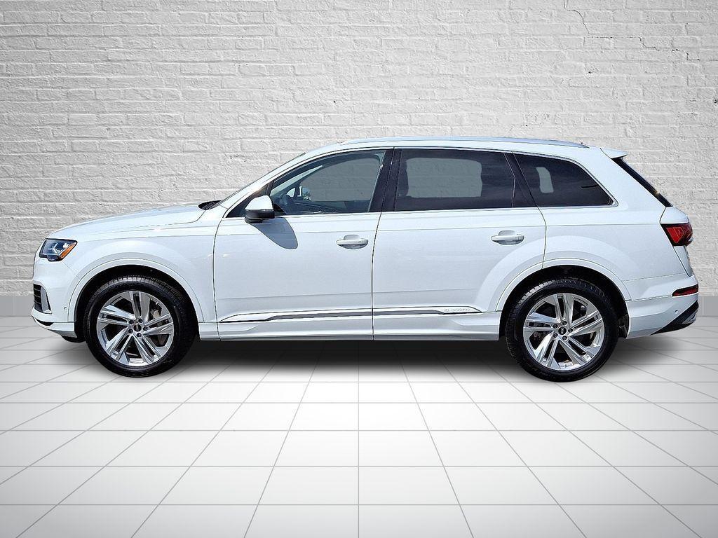 used 2022 Audi Q7 car, priced at $41,137