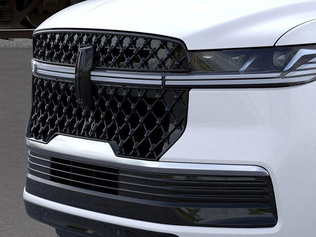 new 2025 Lincoln Navigator L car, priced at $107,425