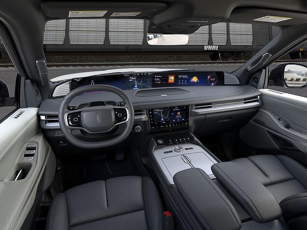 new 2025 Lincoln Navigator L car, priced at $107,425