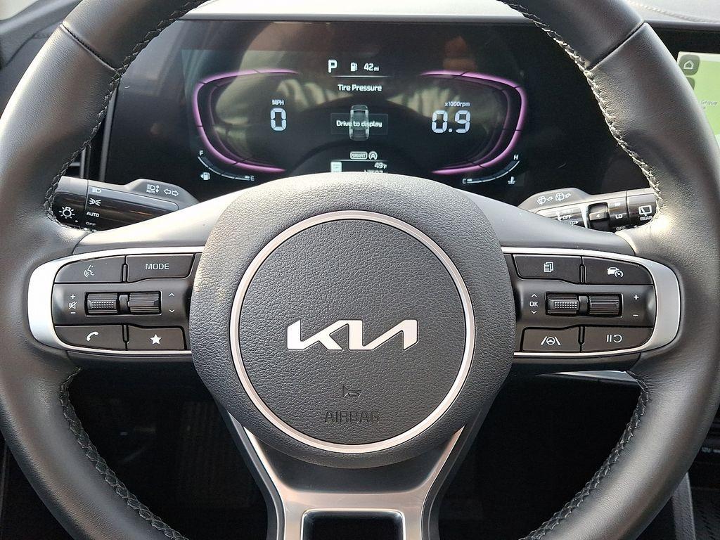 used 2025 Kia Sportage car, priced at $27,273