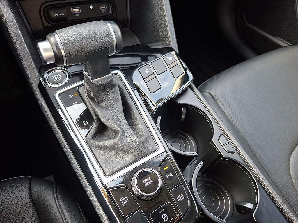 used 2025 Kia Sportage car, priced at $27,273