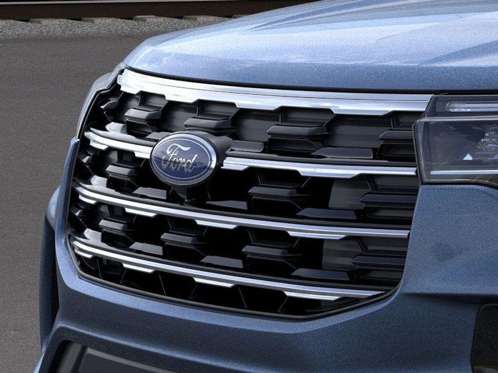 new 2025 Ford Explorer car, priced at $47,370