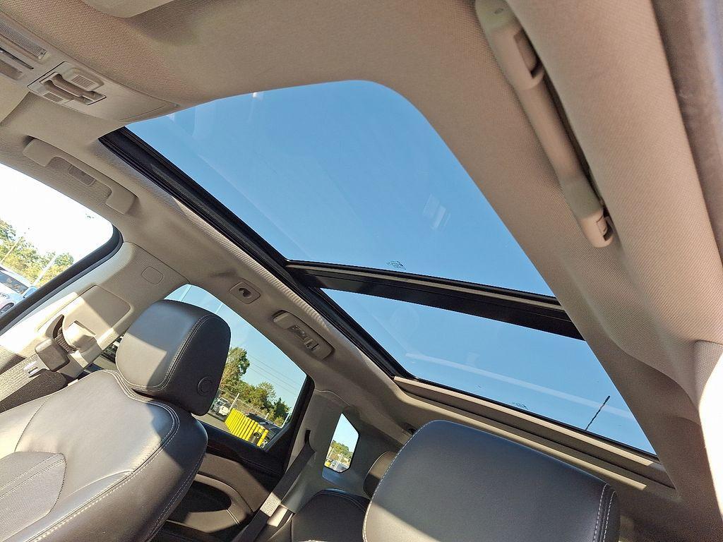 used 2015 Cadillac SRX car, priced at $12,421