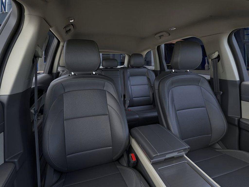 new 2025 Lincoln Nautilus car, priced at $50,798