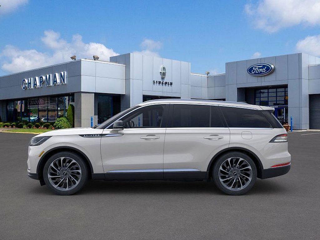 new 2025 Lincoln Aviator car, priced at $65,790