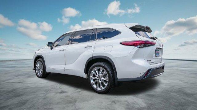 used 2021 Toyota Highlander car, priced at $36,273