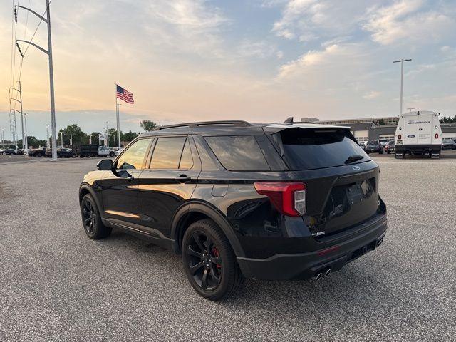 used 2022 Ford Explorer car