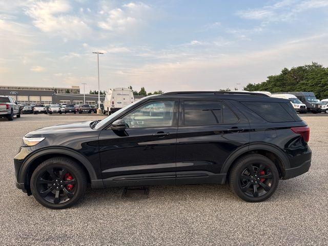 used 2022 Ford Explorer car