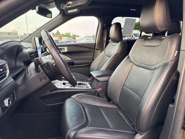 used 2022 Ford Explorer car