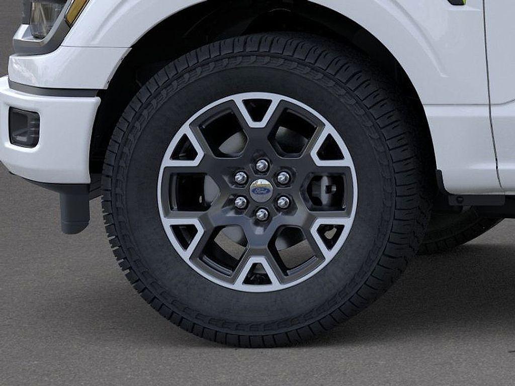 new 2025 Ford F-150 car, priced at $51,425