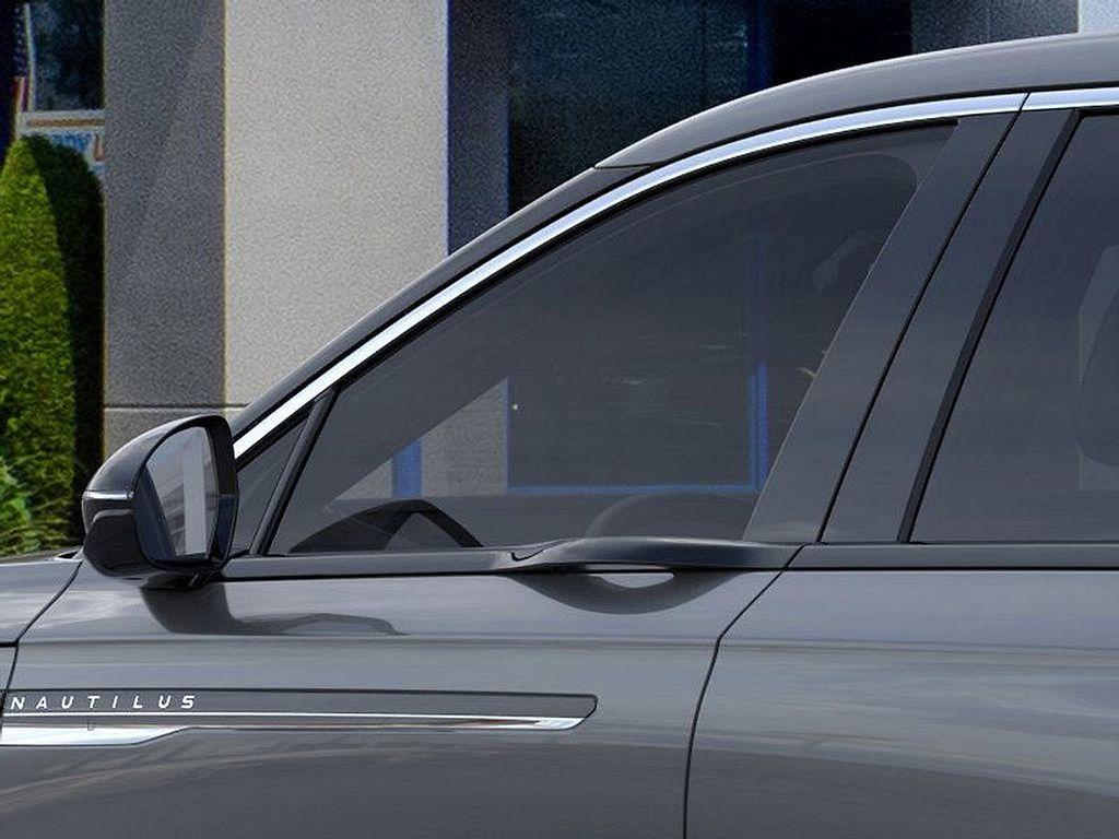 new 2025 Lincoln Nautilus car, priced at $55,446