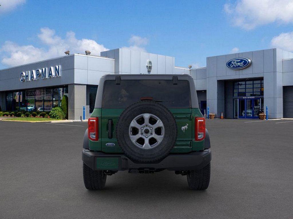 new 2024 Ford Bronco car, priced at $48,629