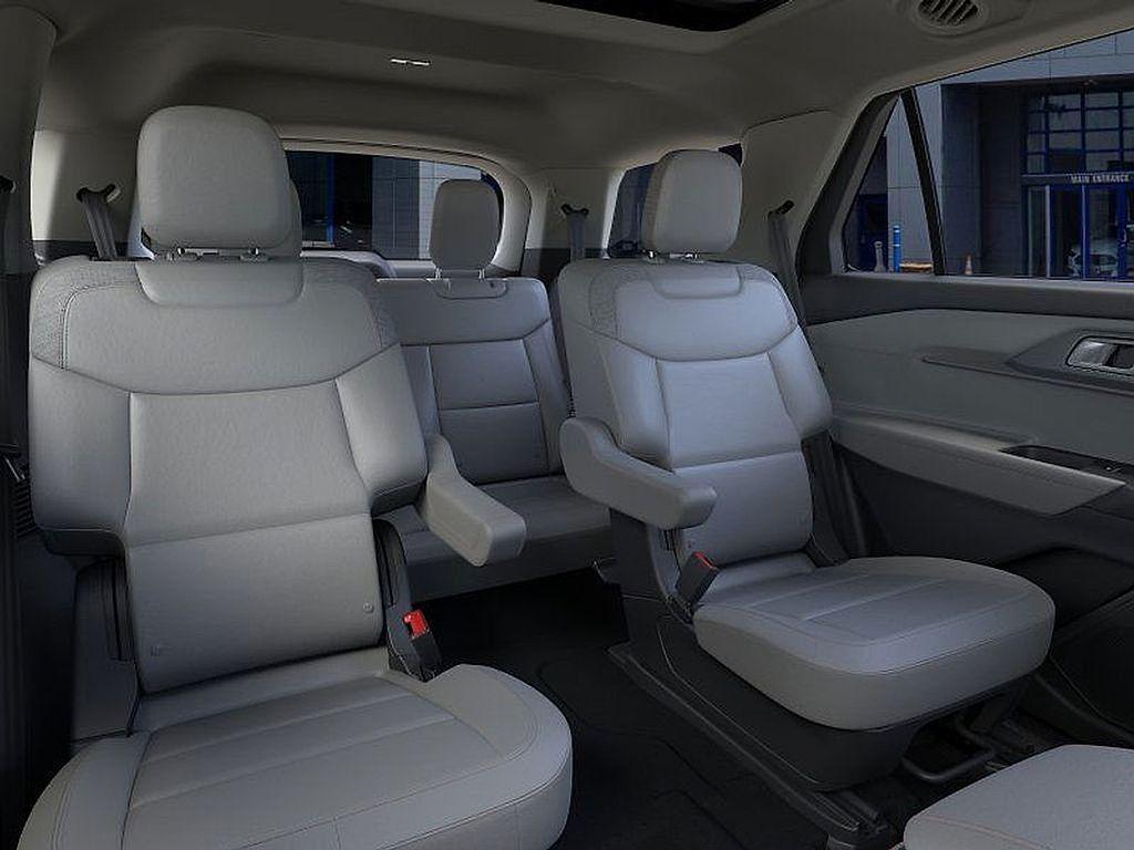 new 2025 Ford Explorer car, priced at $46,668