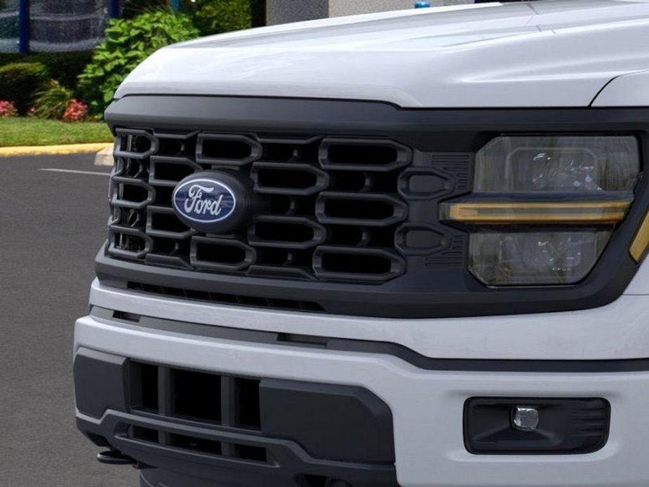 new 2024 Ford F-150 car, priced at $51,560