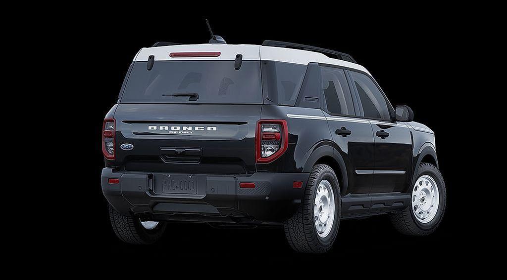 new 2025 Ford Bronco Sport car, priced at $35,917