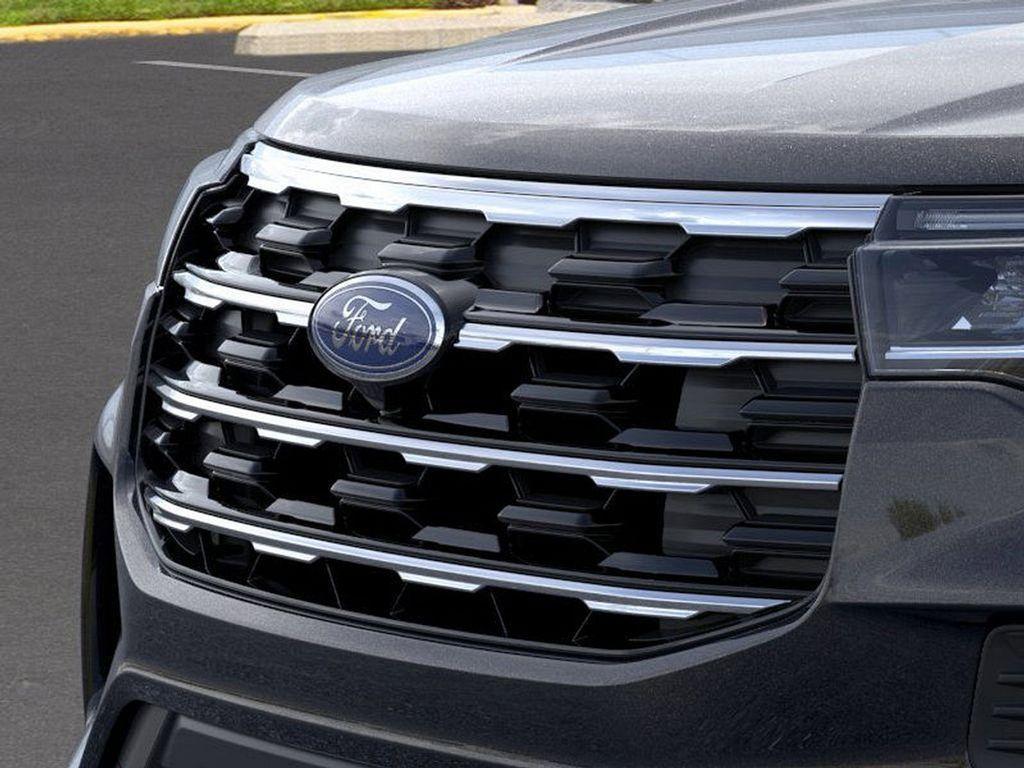 new 2025 Ford Explorer car, priced at $39,254