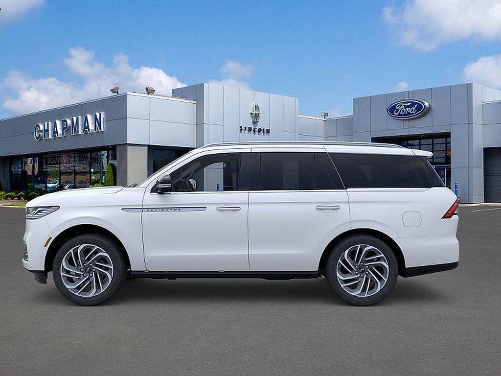new 2025 Lincoln Navigator car, priced at $102,000
