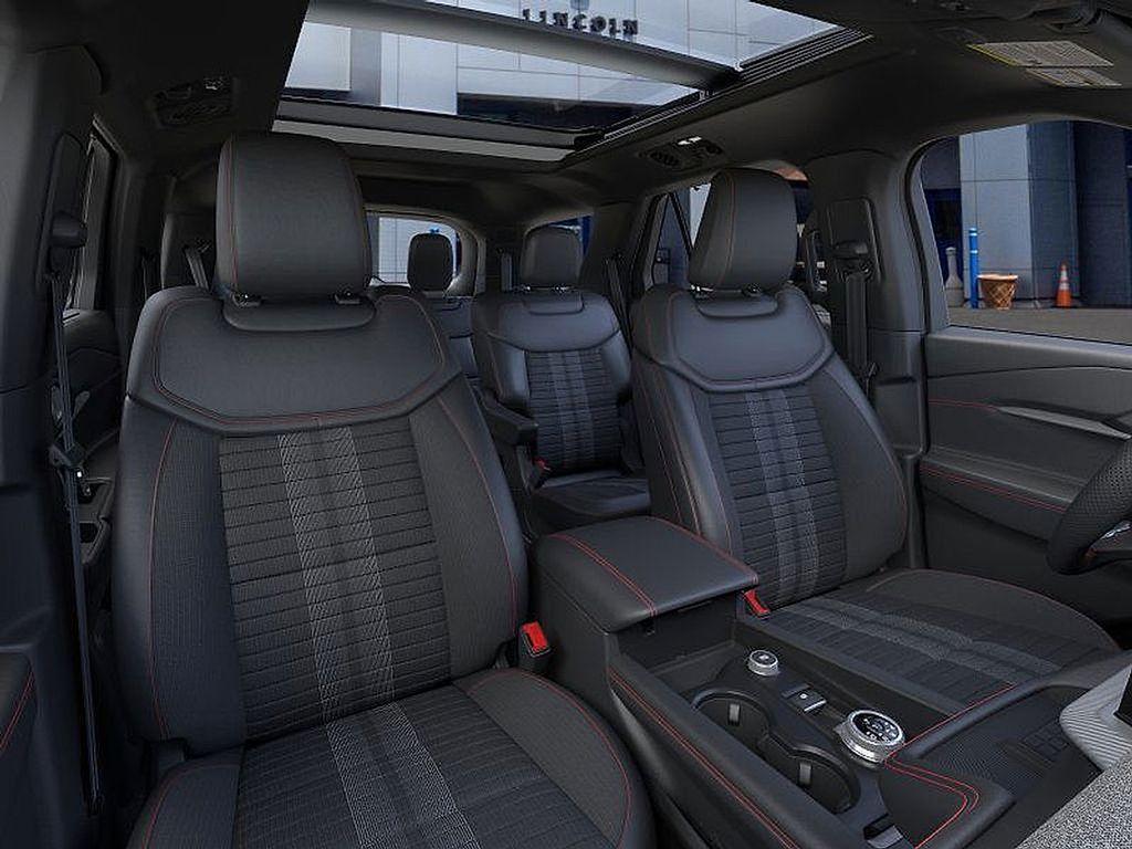 new 2025 Ford Explorer car, priced at $51,525