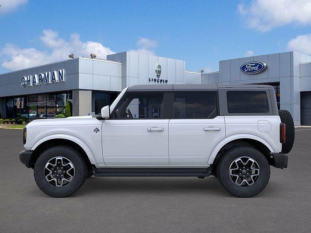 new 2025 Ford Bronco car, priced at $49,575