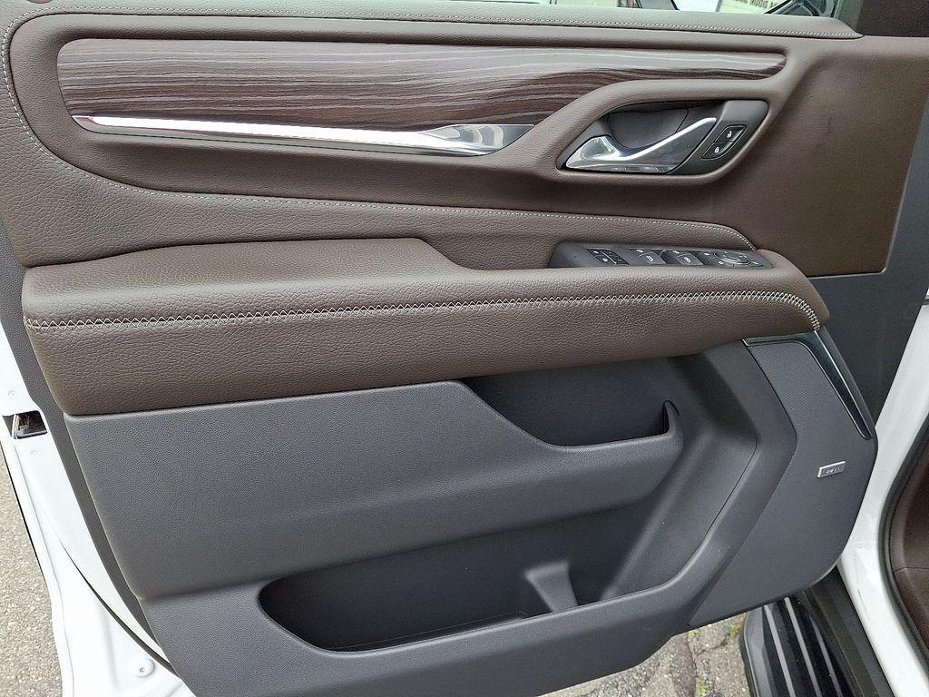 used 2023 GMC Yukon car, priced at $58,221