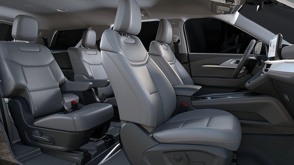 new 2025 Ford Explorer car, priced at $47,858