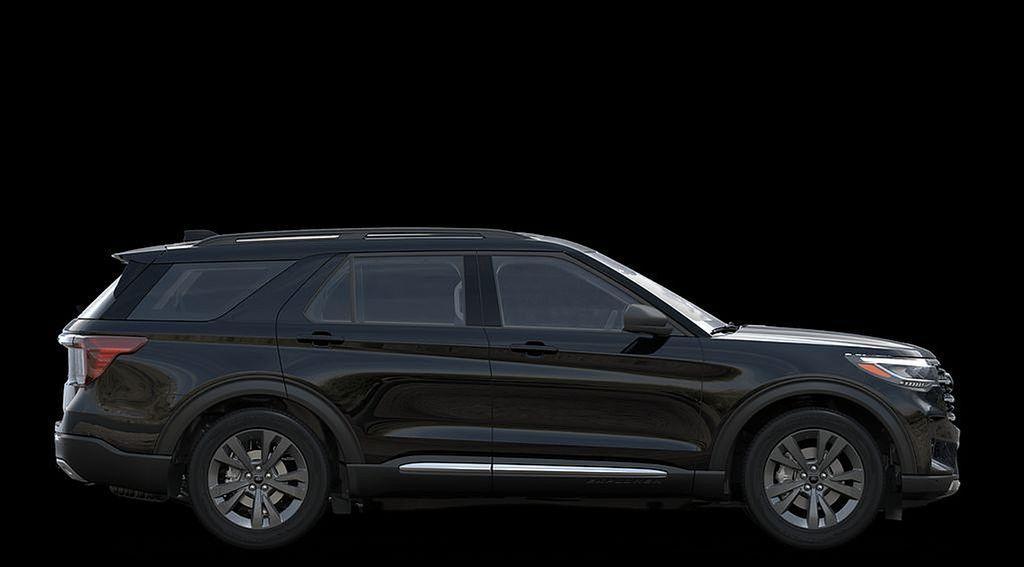 new 2025 Ford Explorer car, priced at $47,858