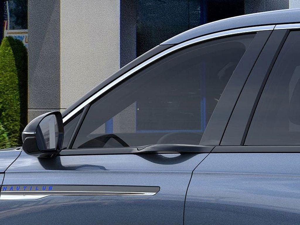 new 2025 Lincoln Nautilus car, priced at $53,106