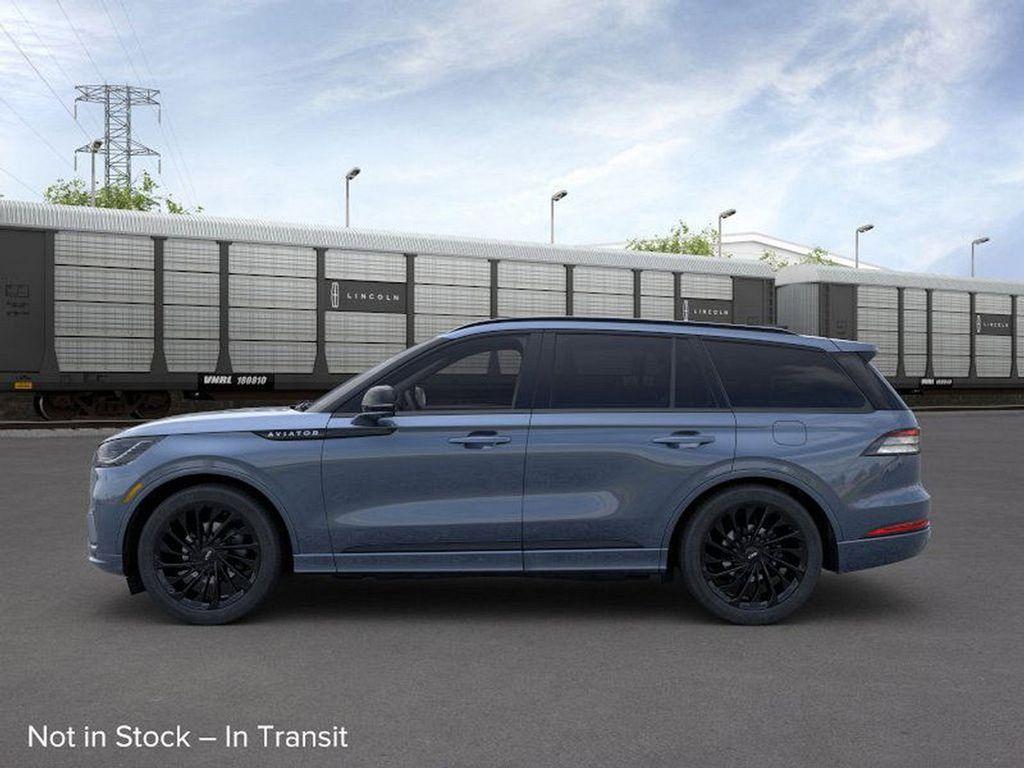 new 2025 Lincoln Aviator car, priced at $75,555