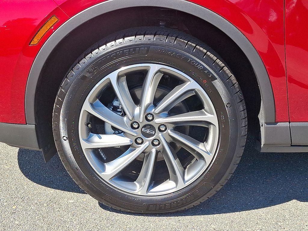 used 2025 Lincoln Corsair car, priced at $45,980