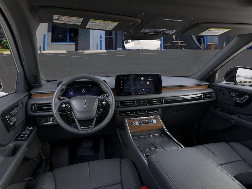 new 2025 Lincoln Aviator car