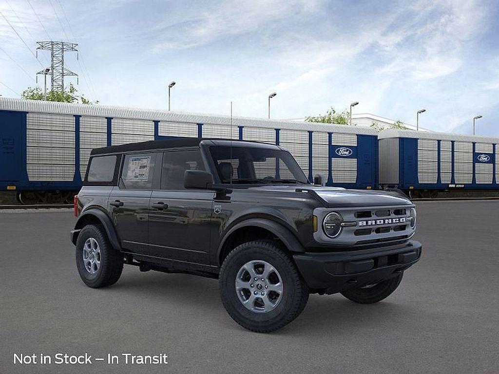 new 2025 Ford Bronco car, priced at $45,036
