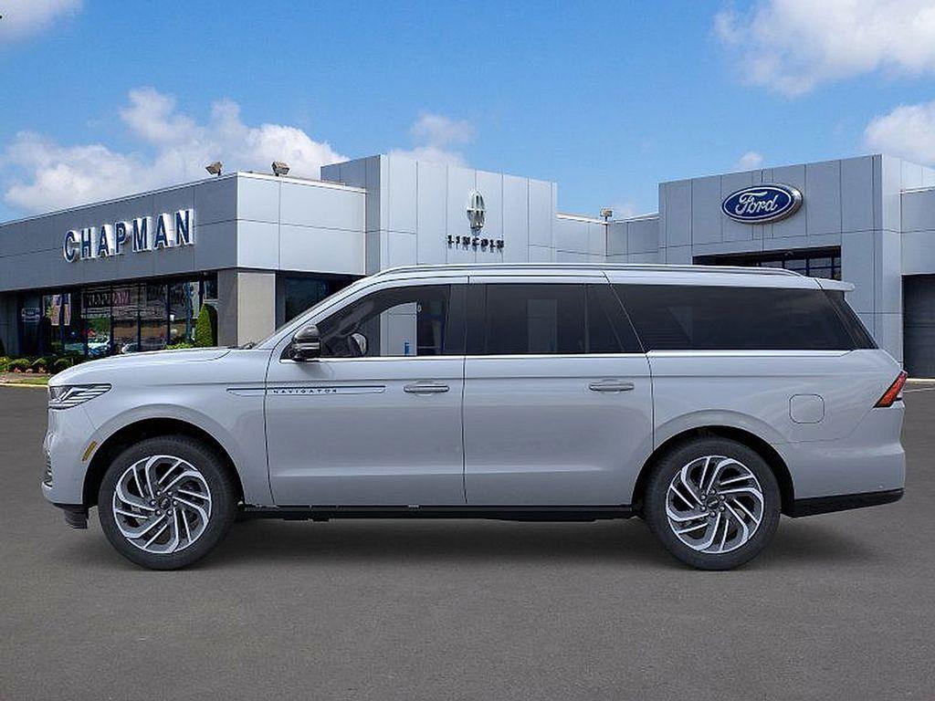new 2025 Lincoln Navigator L car, priced at $102,584