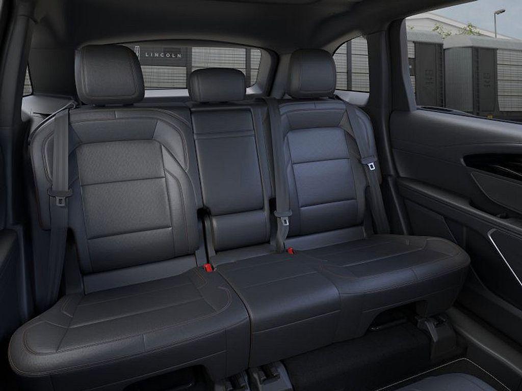 new 2025 Lincoln Nautilus car, priced at $58,808