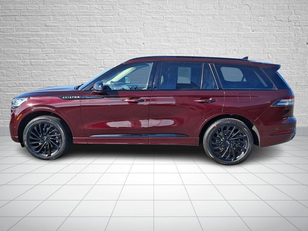 used 2022 Lincoln Aviator car, priced at $44,473