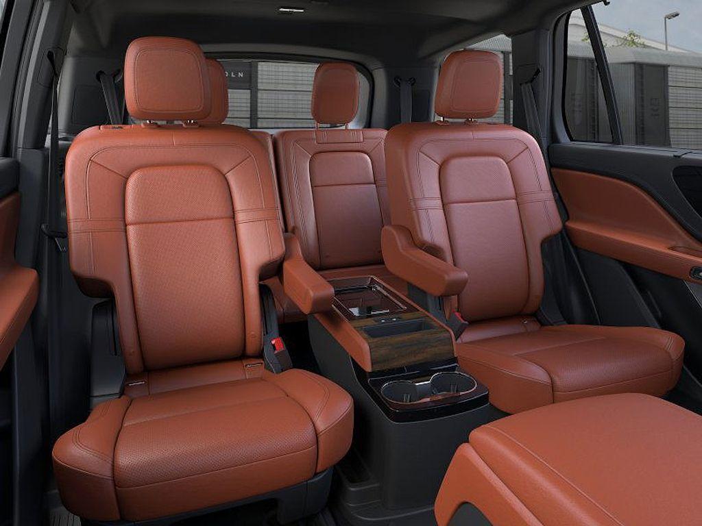 new 2025 Lincoln Aviator car, priced at $69,874