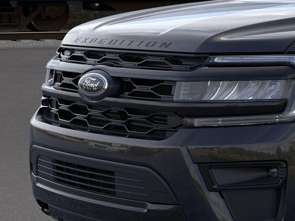 new 2024 Ford Expedition car, priced at $72,463