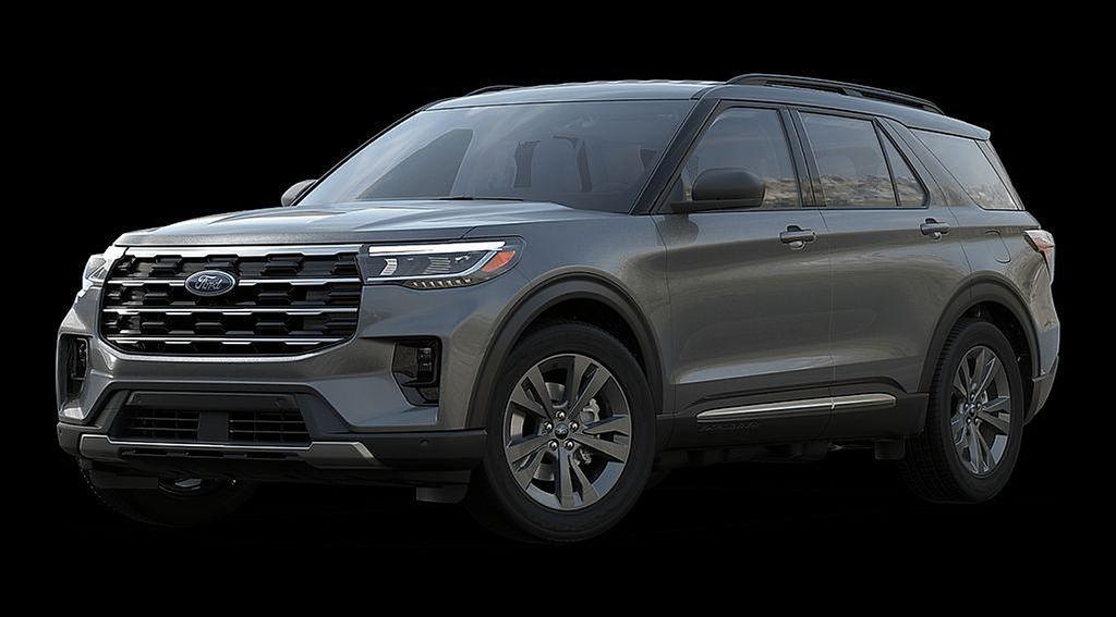 new 2025 Ford Explorer car, priced at $48,327
