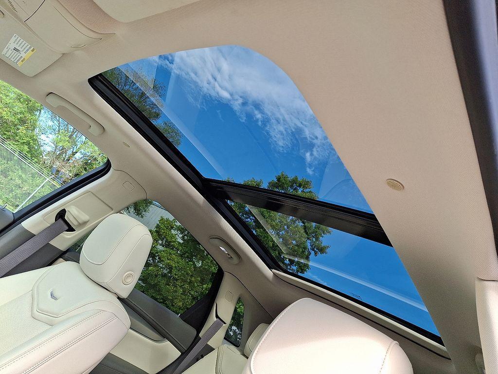 used 2019 Cadillac XT5 car, priced at $24,580