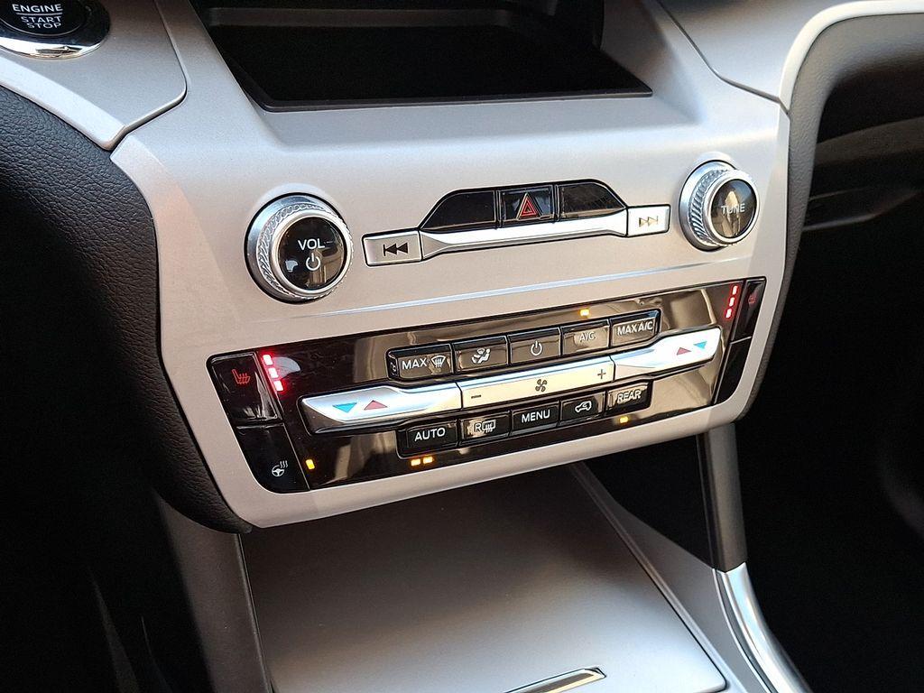 used 2023 Ford Explorer car, priced at $33,180