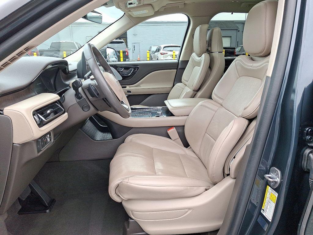 used 2022 Lincoln Aviator car, priced at $45,221