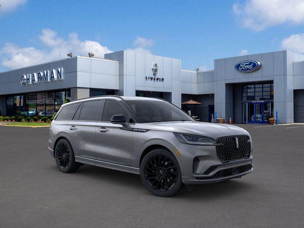new 2025 Lincoln Aviator car, priced at $70,103