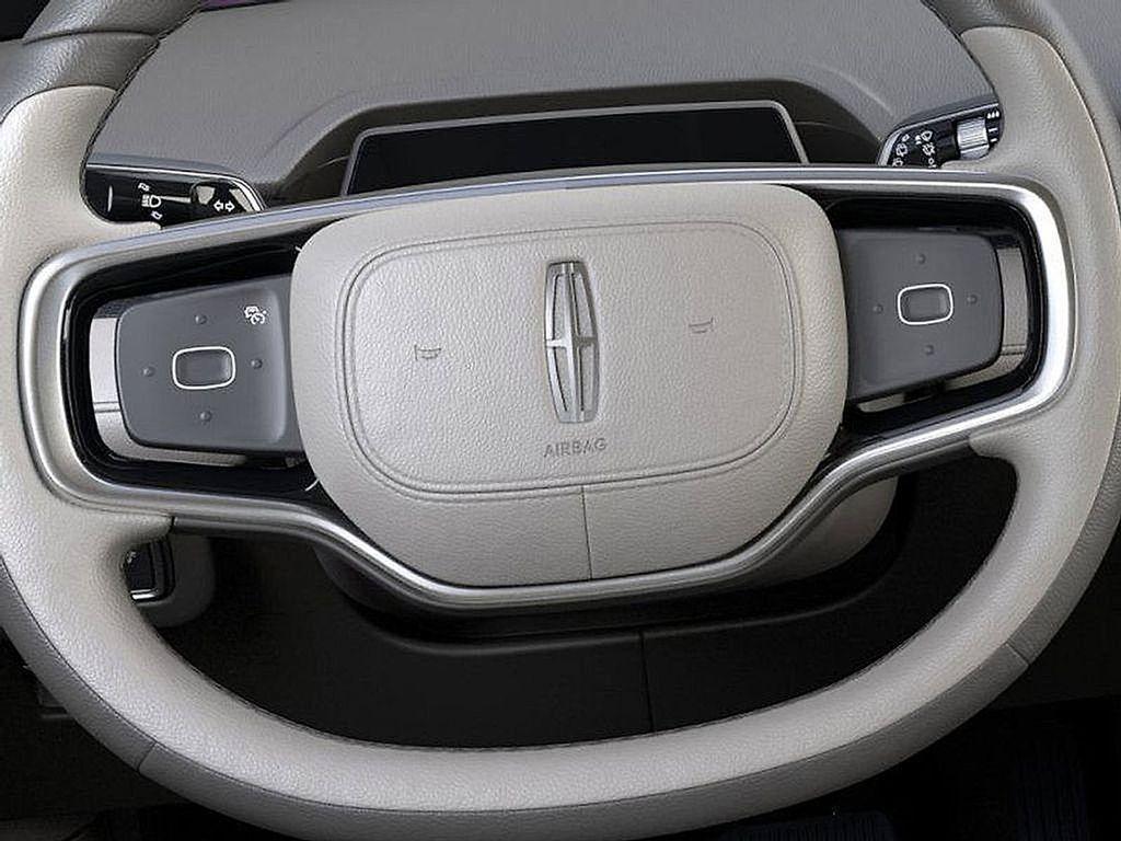 new 2025 Lincoln Nautilus car, priced at $54,818