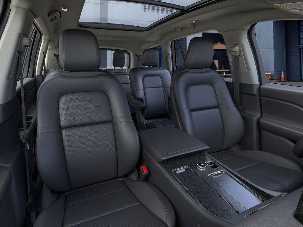 new 2025 Lincoln Aviator car, priced at $63,631