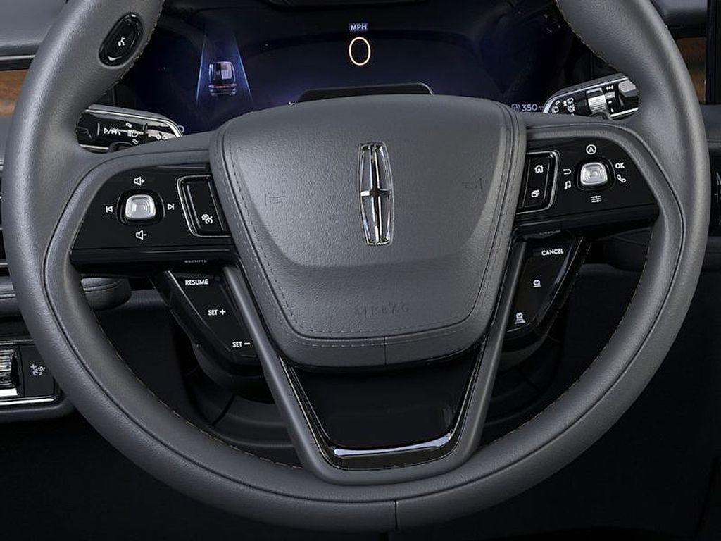 new 2025 Lincoln Aviator car, priced at $78,890