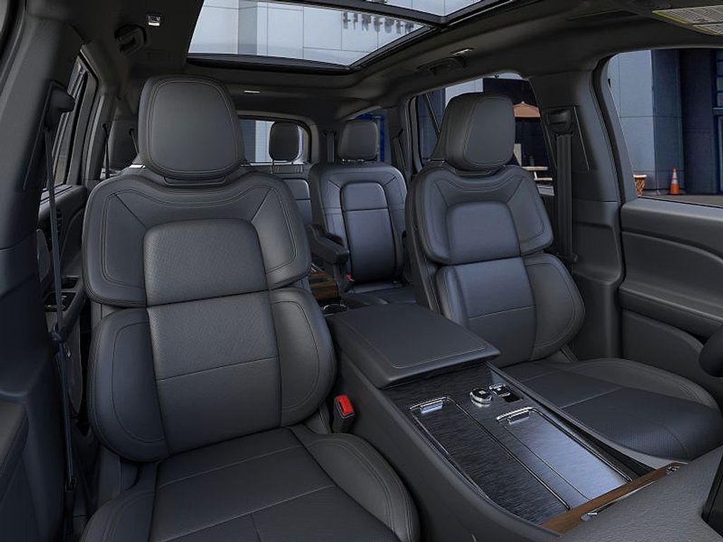 new 2025 Lincoln Aviator car, priced at $78,890