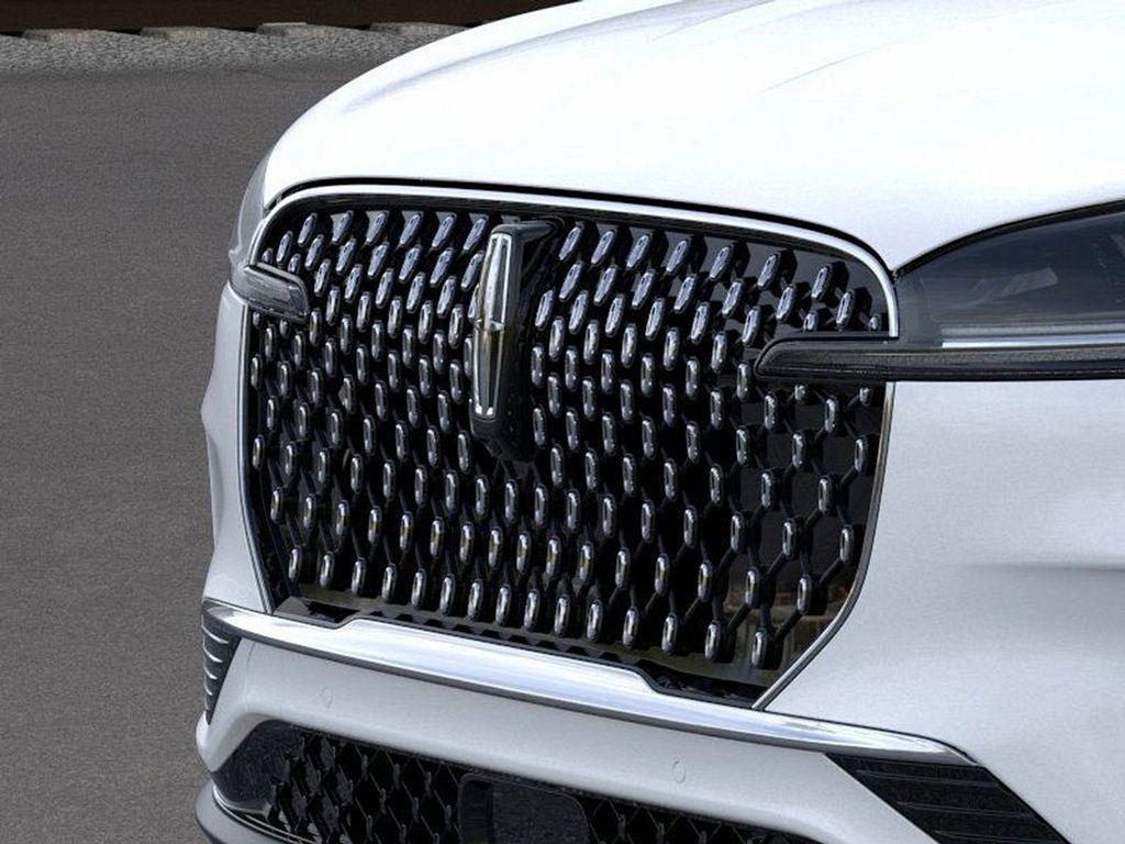 new 2025 Lincoln Aviator car