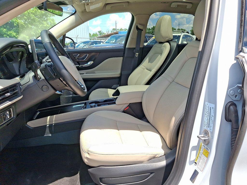 used 2025 Lincoln Corsair car, priced at $50,480