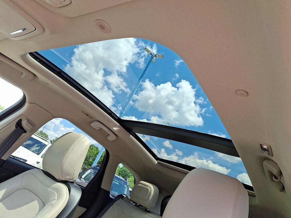 used 2025 Lincoln Corsair car, priced at $50,480